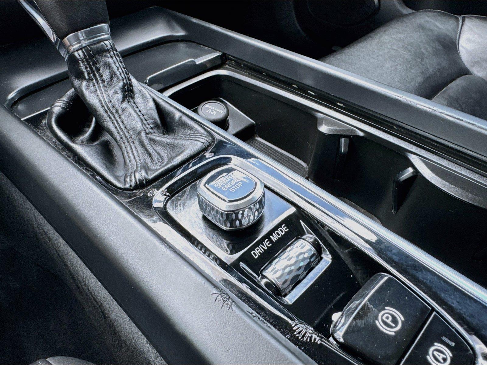 2020 Volvo S60 Momentum - Photo 21
