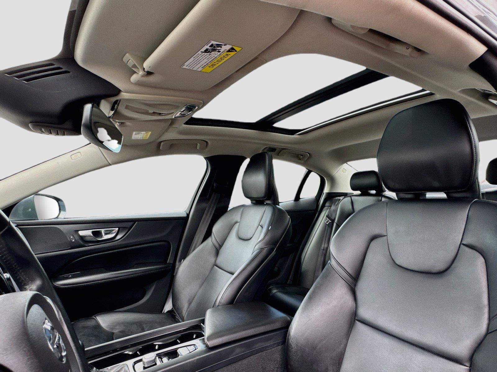 2020 Volvo S60 Momentum - Photo 25