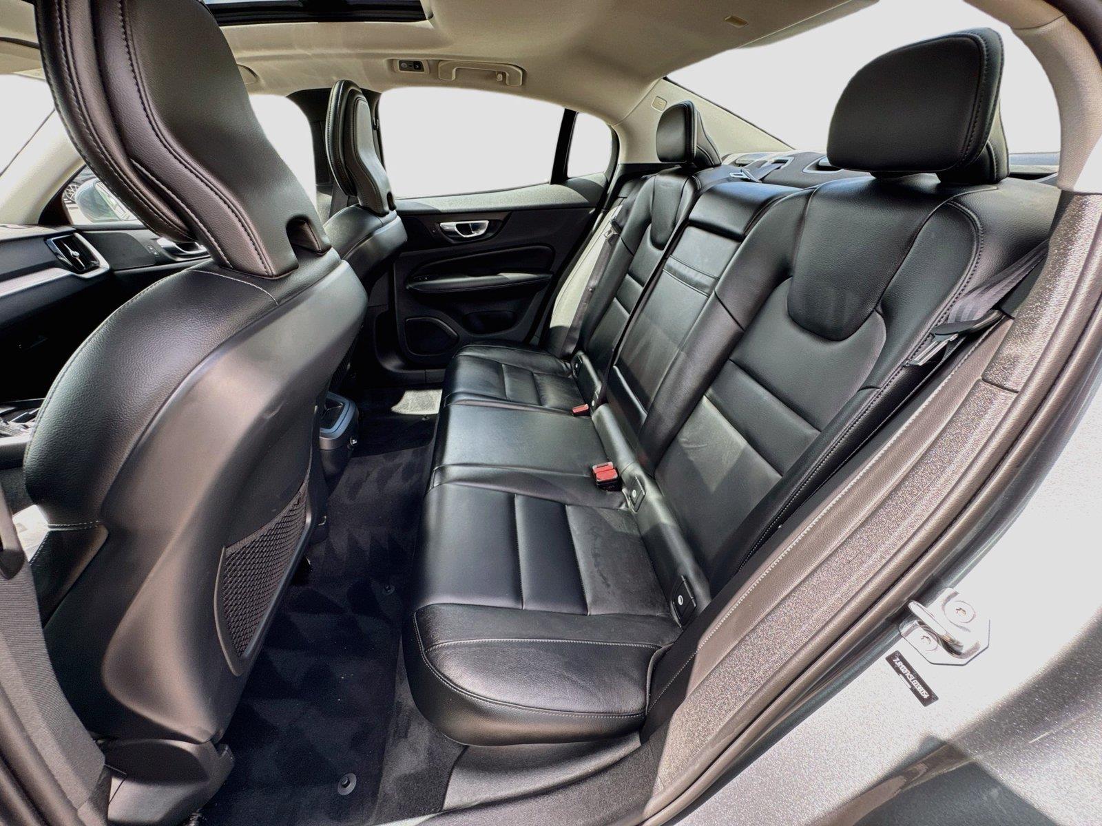 2020 Volvo S60 Momentum - Photo 26