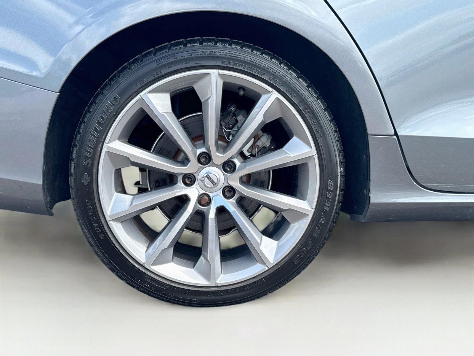 2020 Volvo S60 Momentum - Photo 38