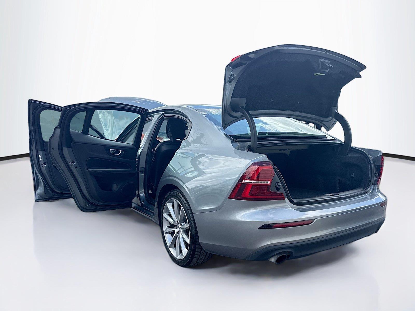 2020 Volvo S60 Momentum - Photo 41