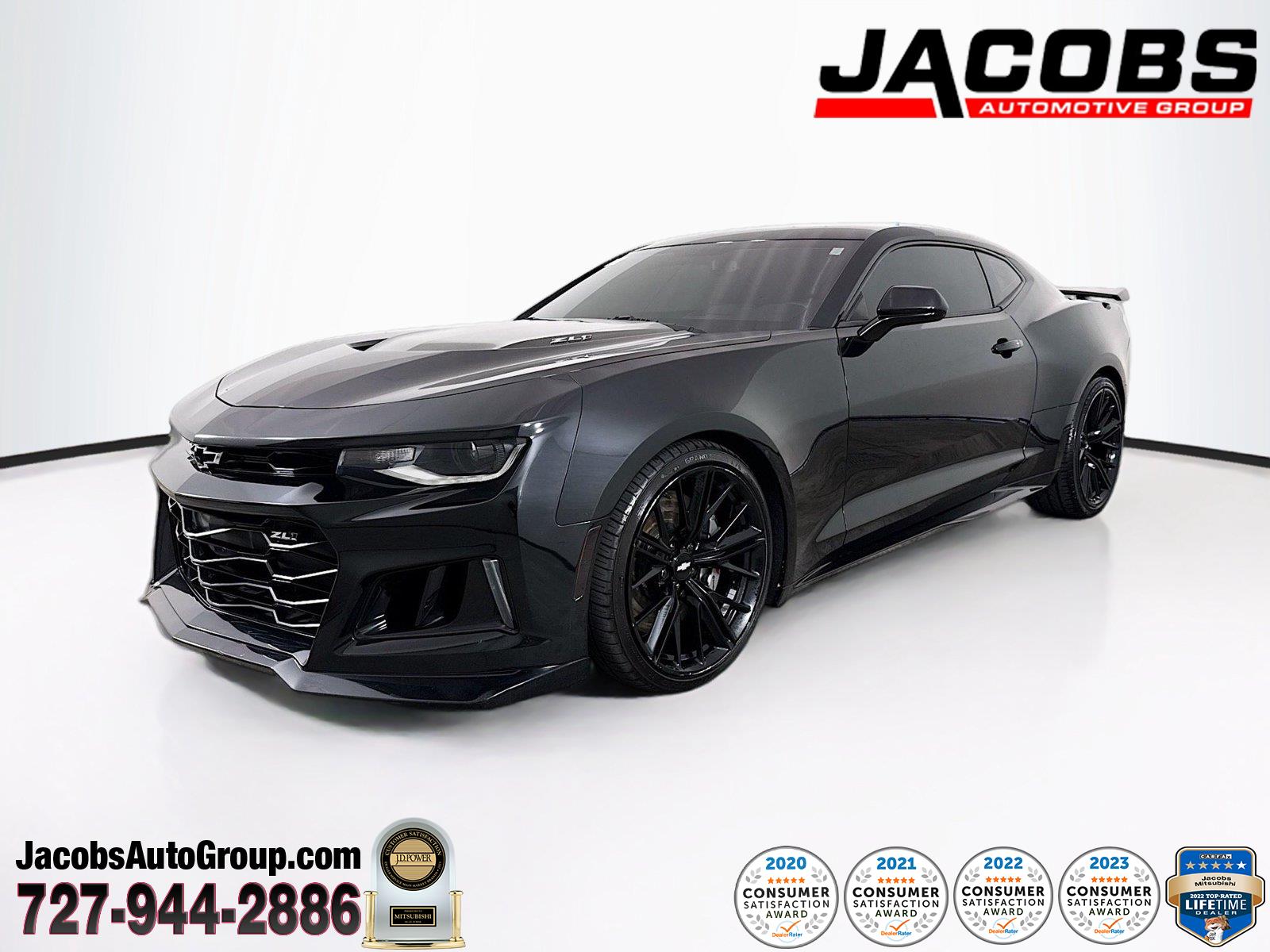 Black 2017 Chevrolet Camaro Coupe Rear-Wheel Drive 6-Speed Manual