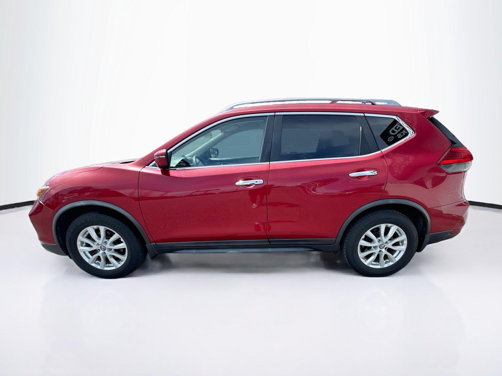Used 2017 Nissan Rogue SV with VIN JN8AT2MT8HW130374 for sale in New Port Richey, FL