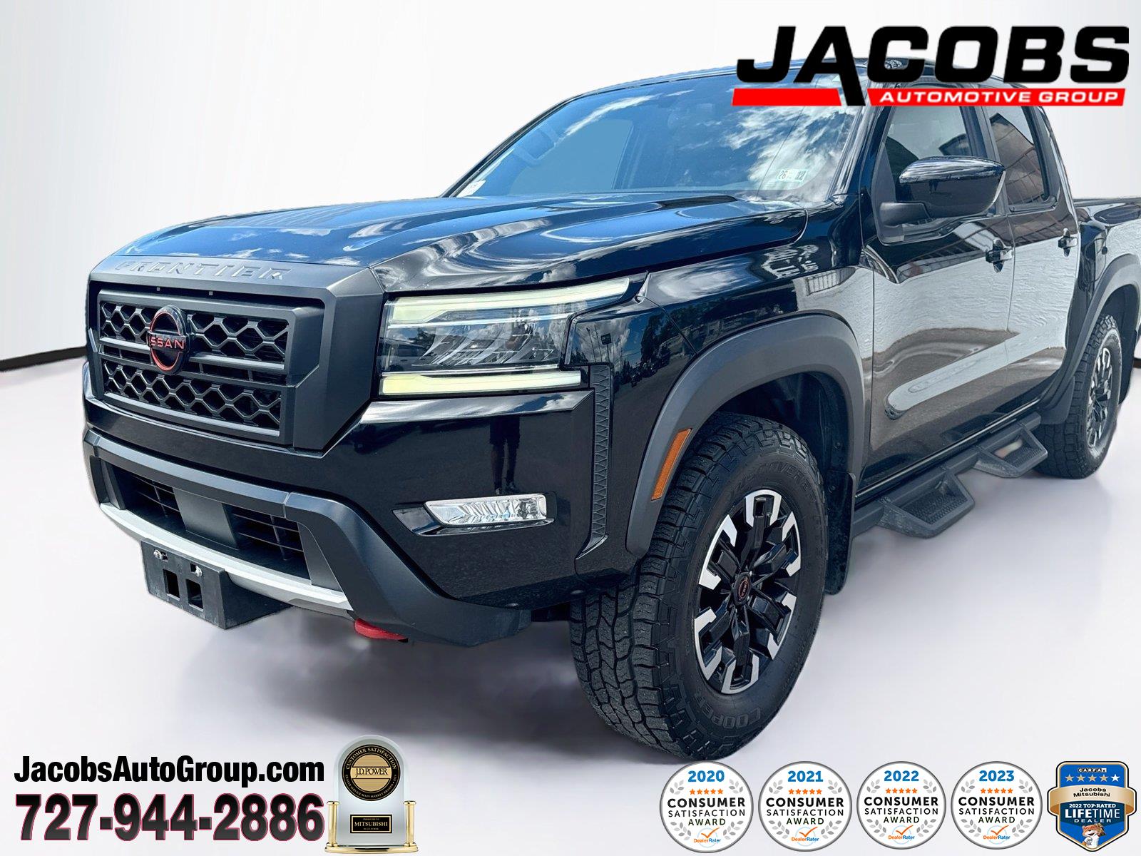 Super Black 2022 Nissan Frontier Pickup Truck Four-Wheel Drive Automatic
