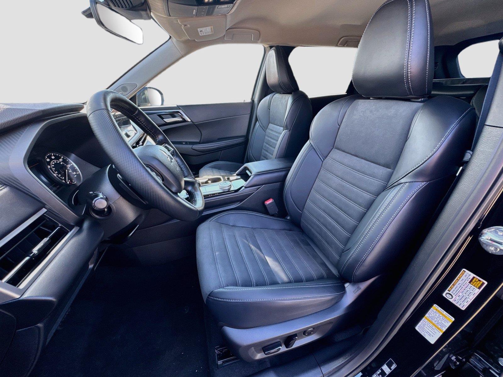 2026 Mitsubishi Outlander SE - Photo 9