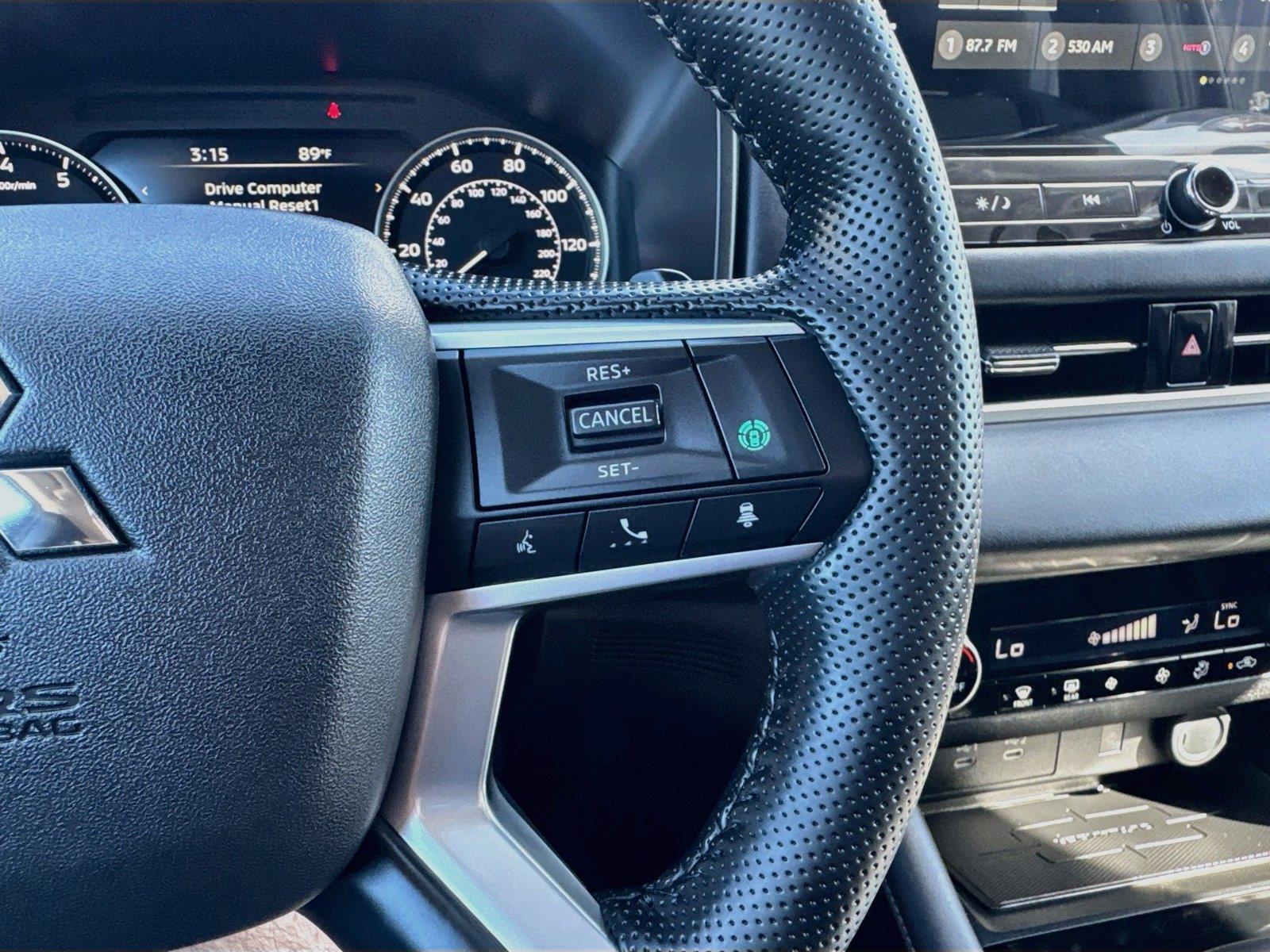 2026 Mitsubishi Outlander SE - Photo 13