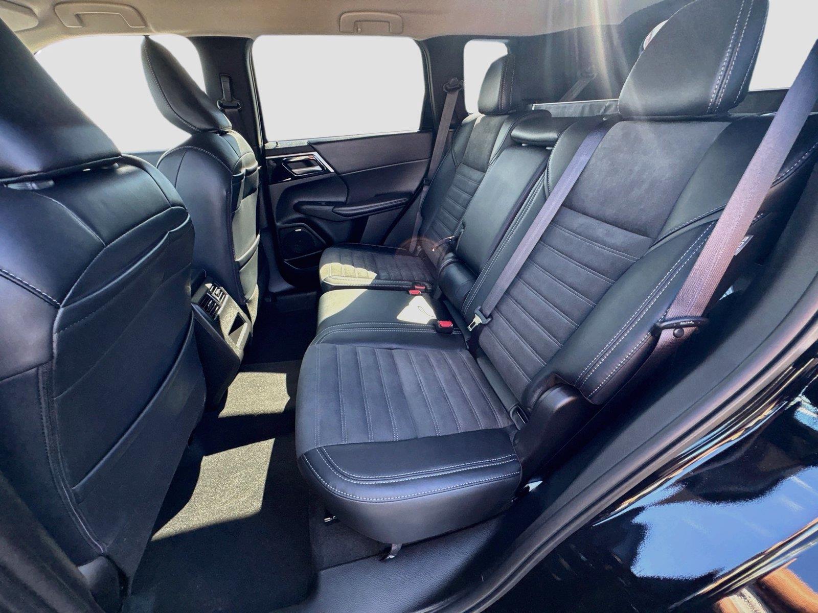 2026 Mitsubishi Outlander SE - Photo 24