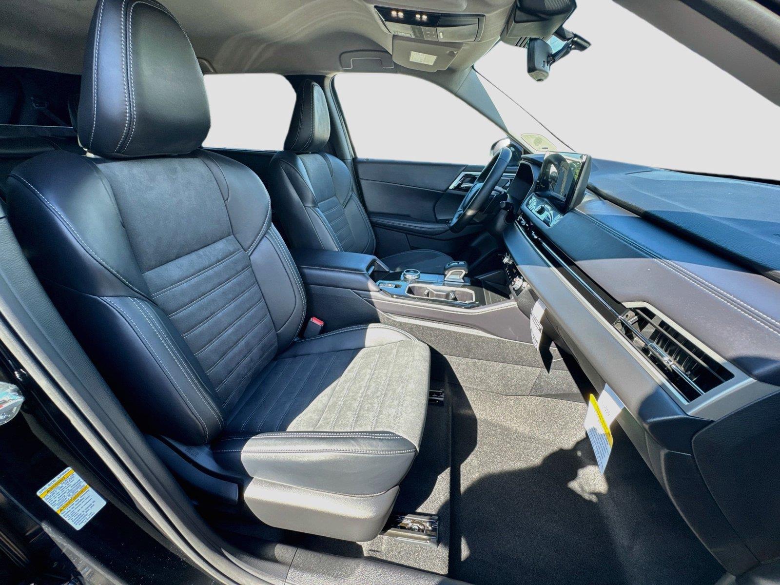 2026 Mitsubishi Outlander SE - Photo 28