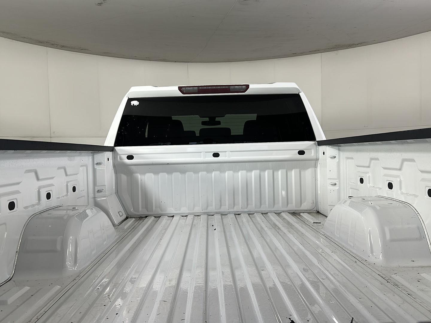 Used 2020 Summit White GMC SLE image 6