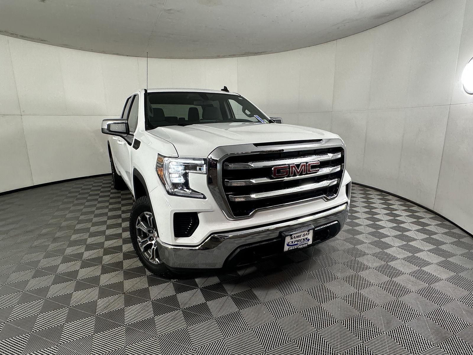 Used 2020 Summit White GMC SLE image 13