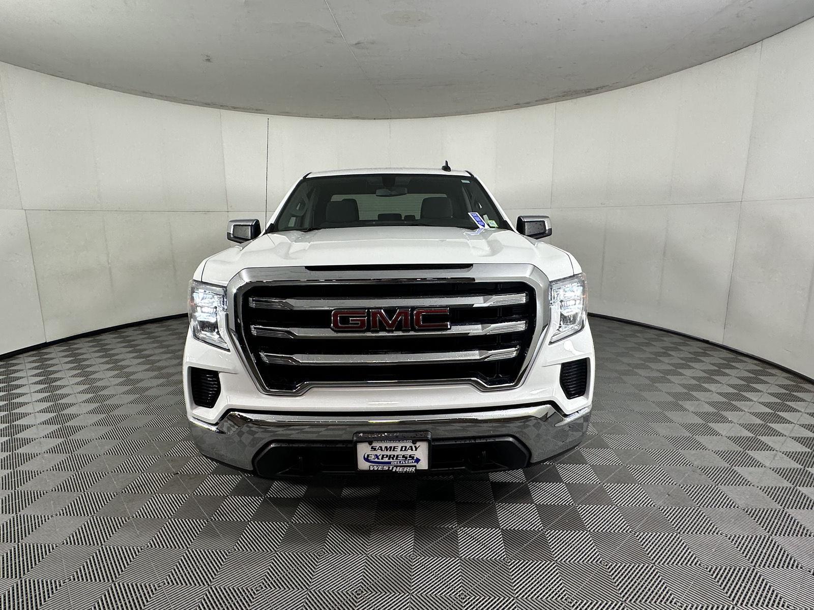 Used 2020 Summit White GMC SLE image 14