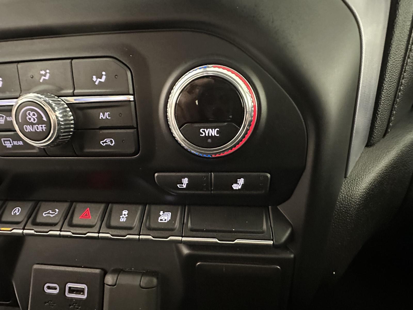 Used 2020 Summit White GMC SLE image 18