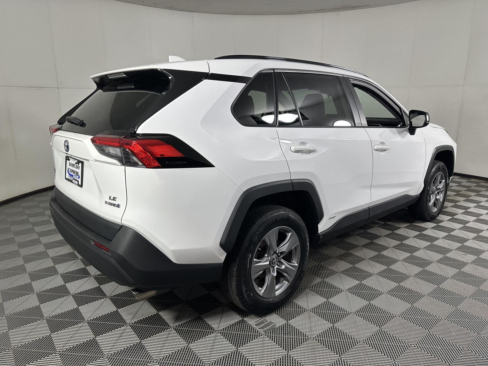 Certified Used 2022 White Toyota Hybrid LE image 4