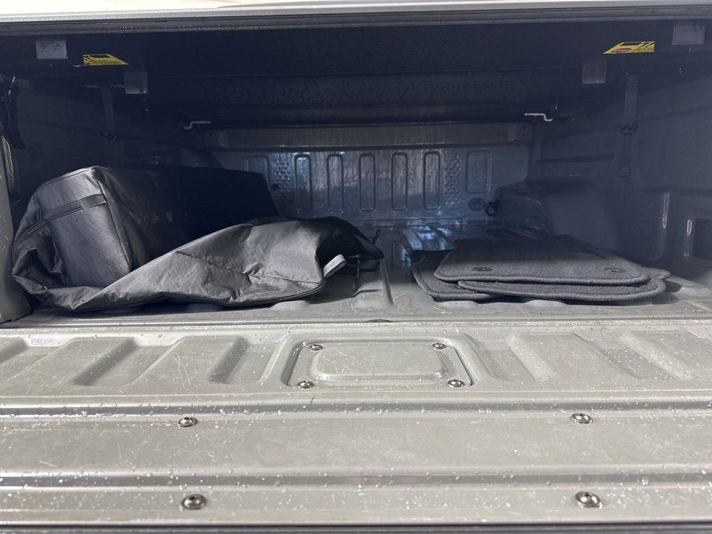Used 2020 Sting-Gray Clearcoat Jeep Sport S image 9