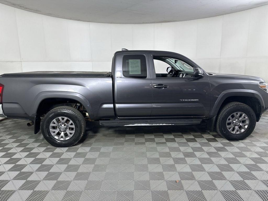 Used 2018 Magnetic Gray Metallic Toyota SR5 V6 image 3