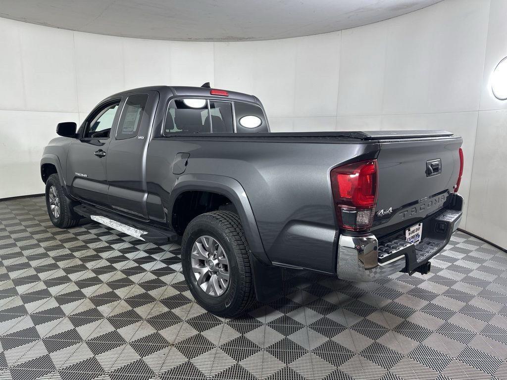 Used 2018 Magnetic Gray Metallic Toyota SR5 V6 image 4