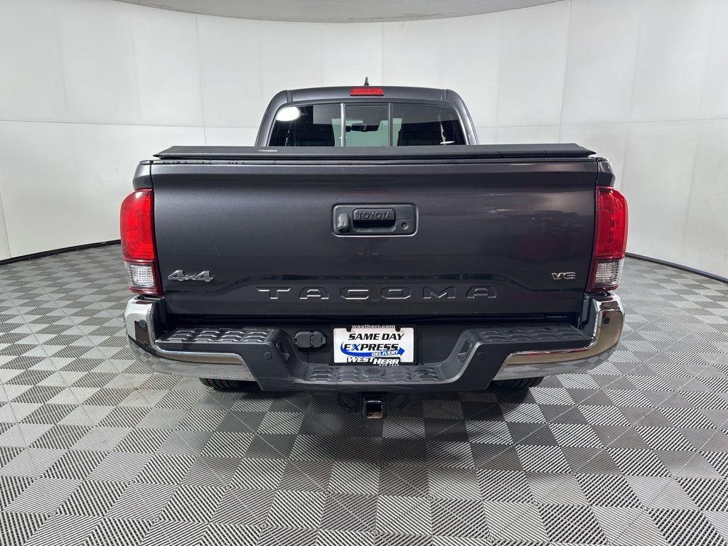 Used 2018 Magnetic Gray Metallic Toyota SR5 V6 image 12