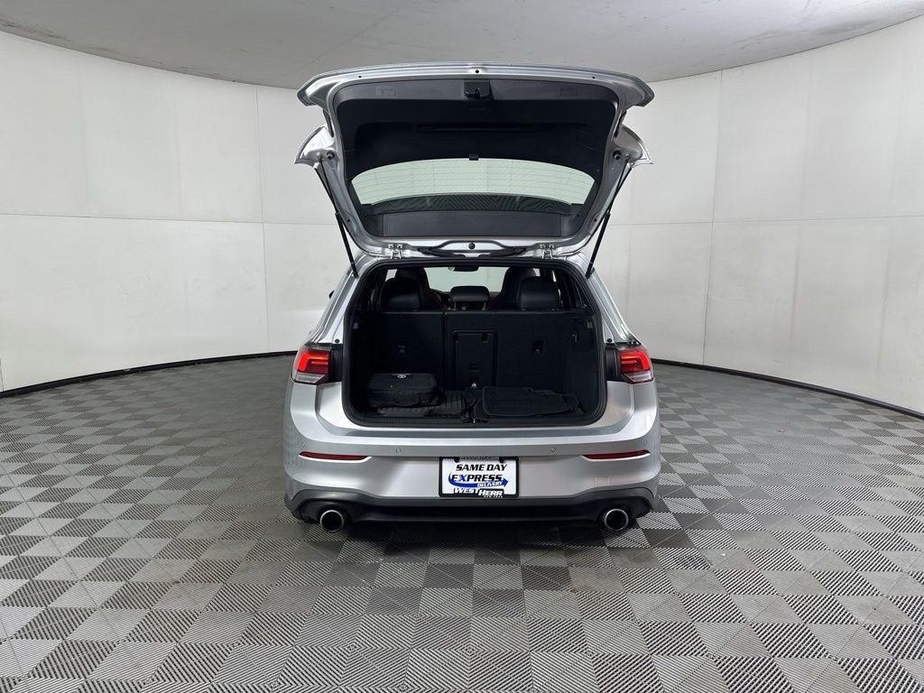 Used 2023 Moonstone Gray Volkswagen SE image 13