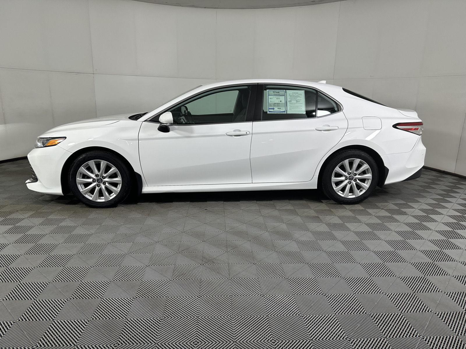 Used 2019 Super White Toyota LE image 10