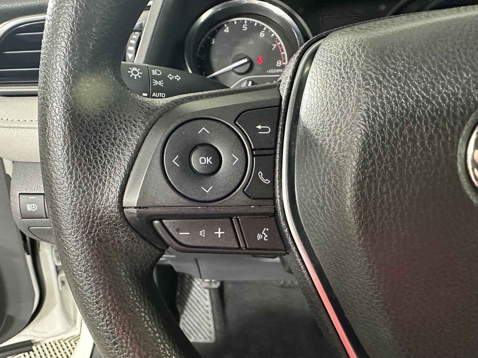 Used 2019 Super White Toyota LE image 5