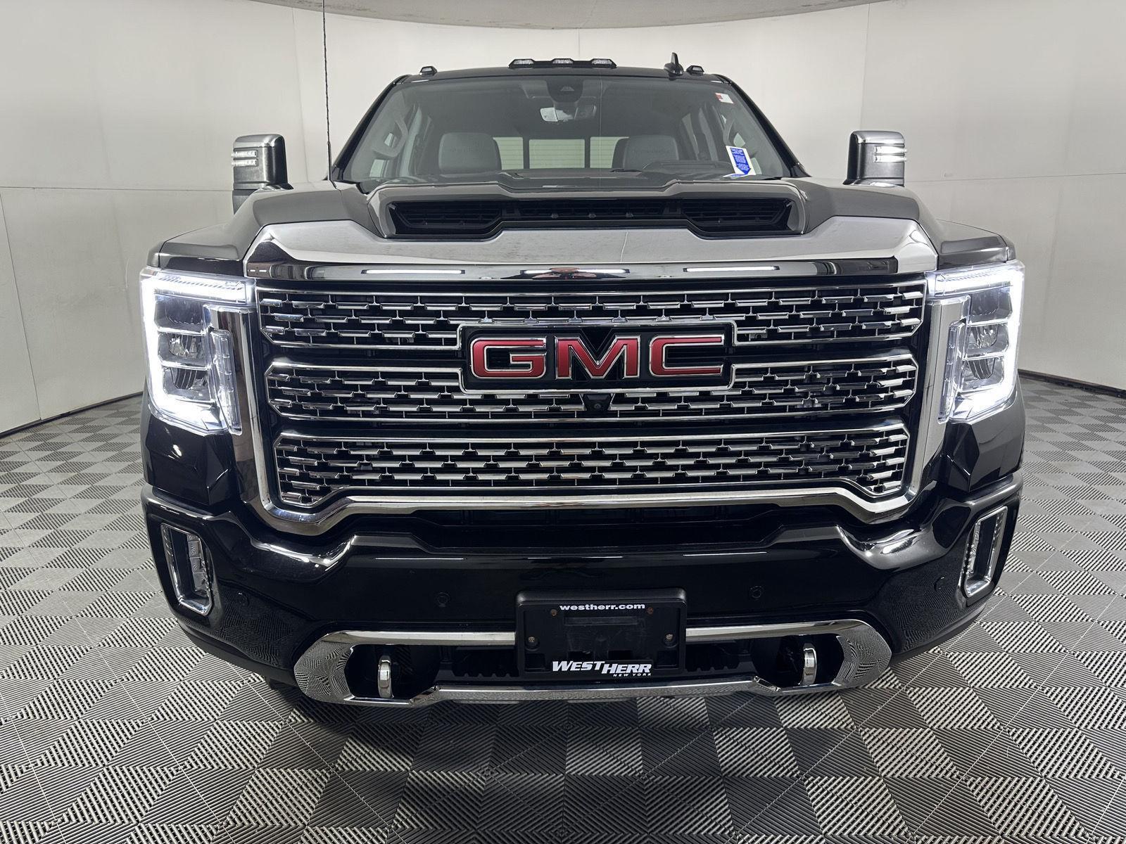 Used 2023 Ebony Twilight Metallic GMC Denali image 10