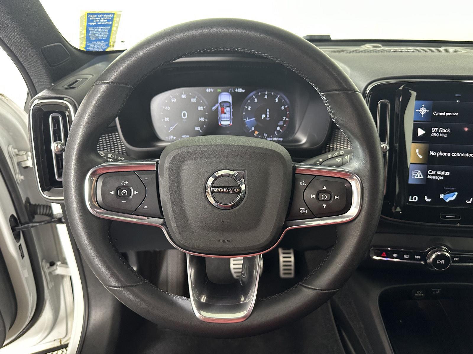 Used 2022 Crystal White Metallic Volvo R-Design image 10