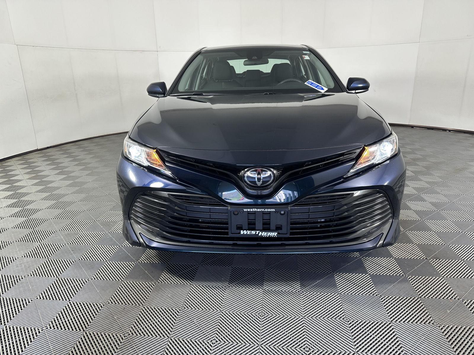 Used 2019 Galactic Aqua Mica Toyota LE image 8