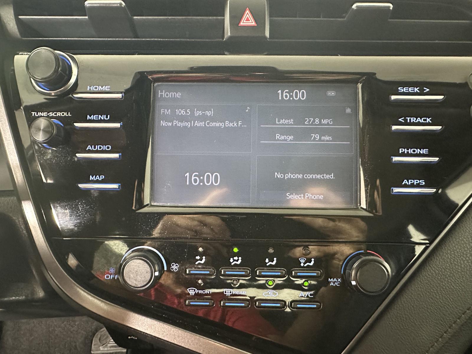 Used 2019 Galactic Aqua Mica Toyota LE image 24