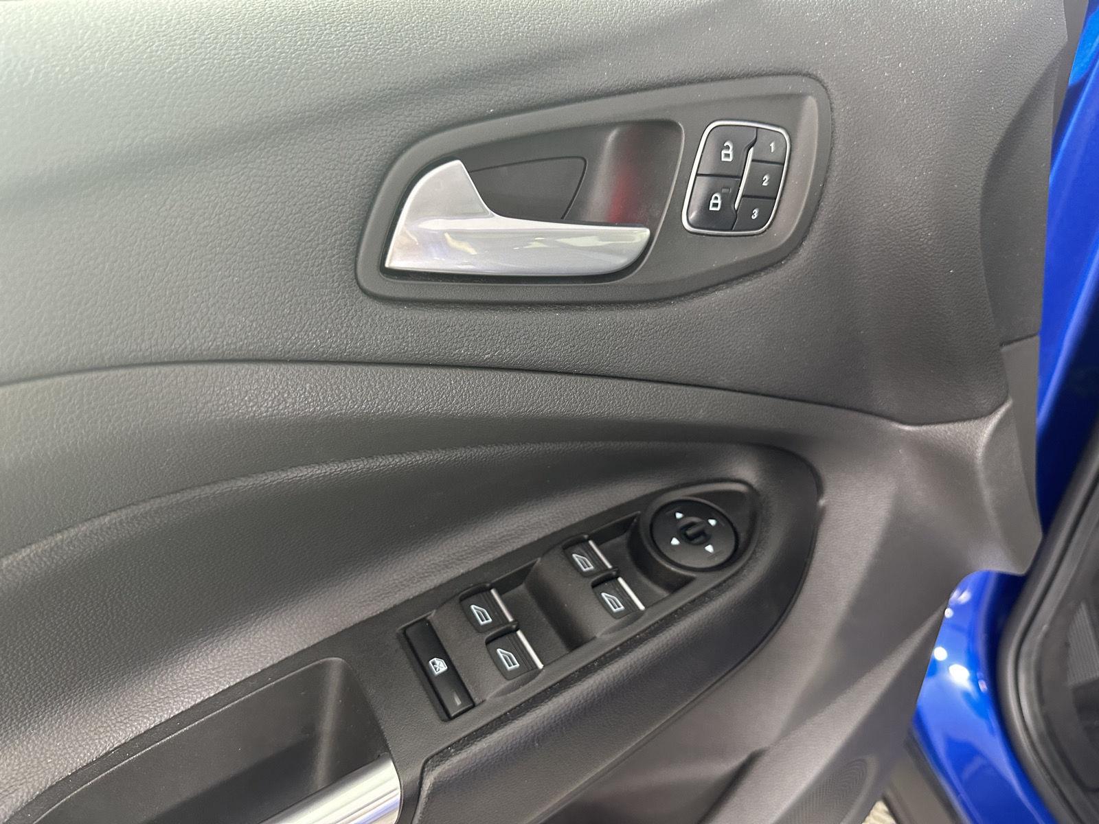 Used 2017 Lightning Blue Ford Titanium image 16