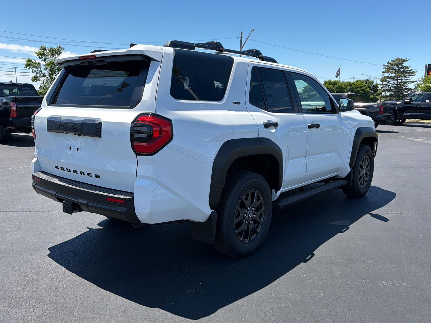 New 2026 Ice Cap Toyota SR5 image 8