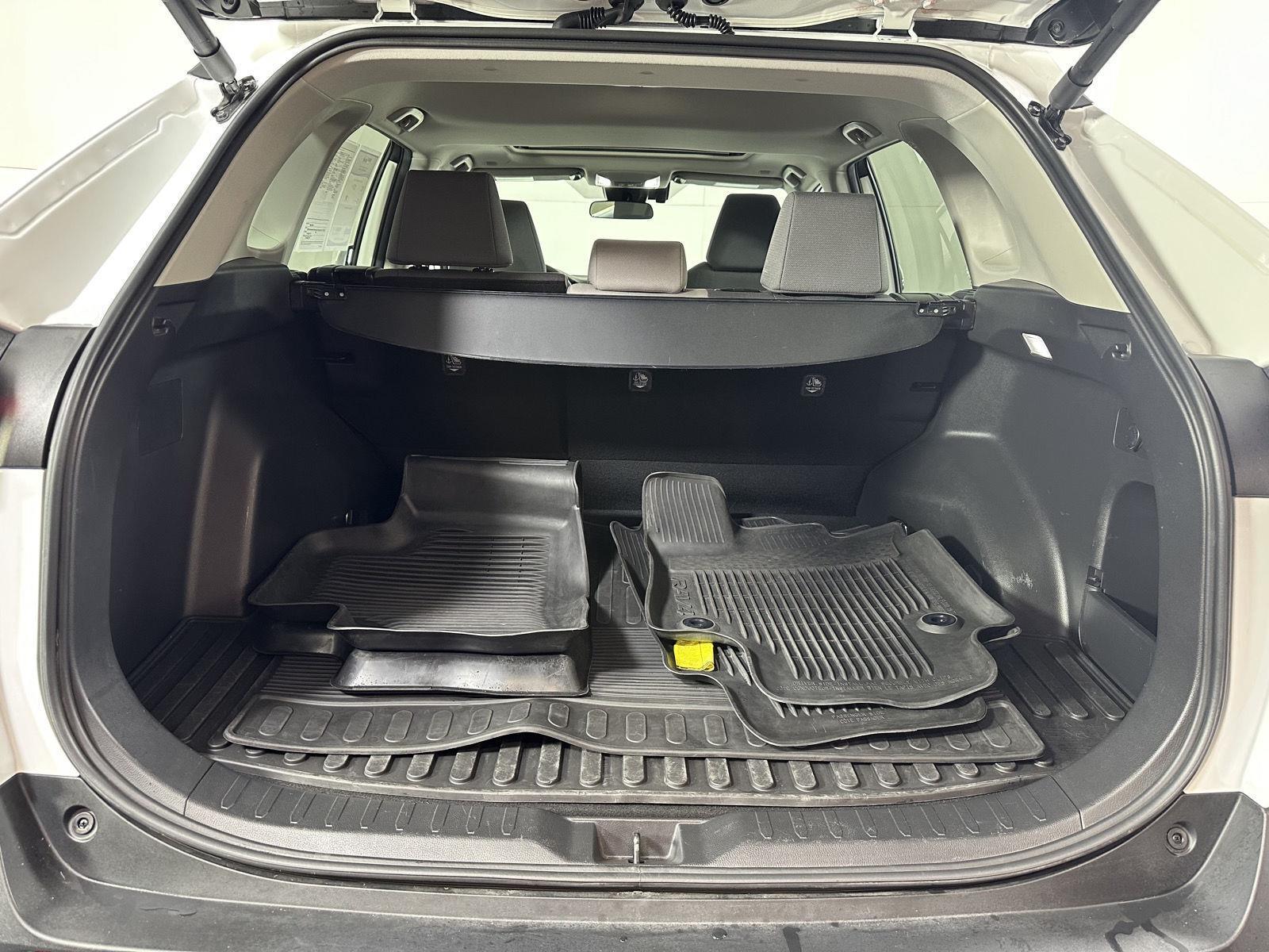 Certified Used 2024 Ice Cap Toyota XLE image 8
