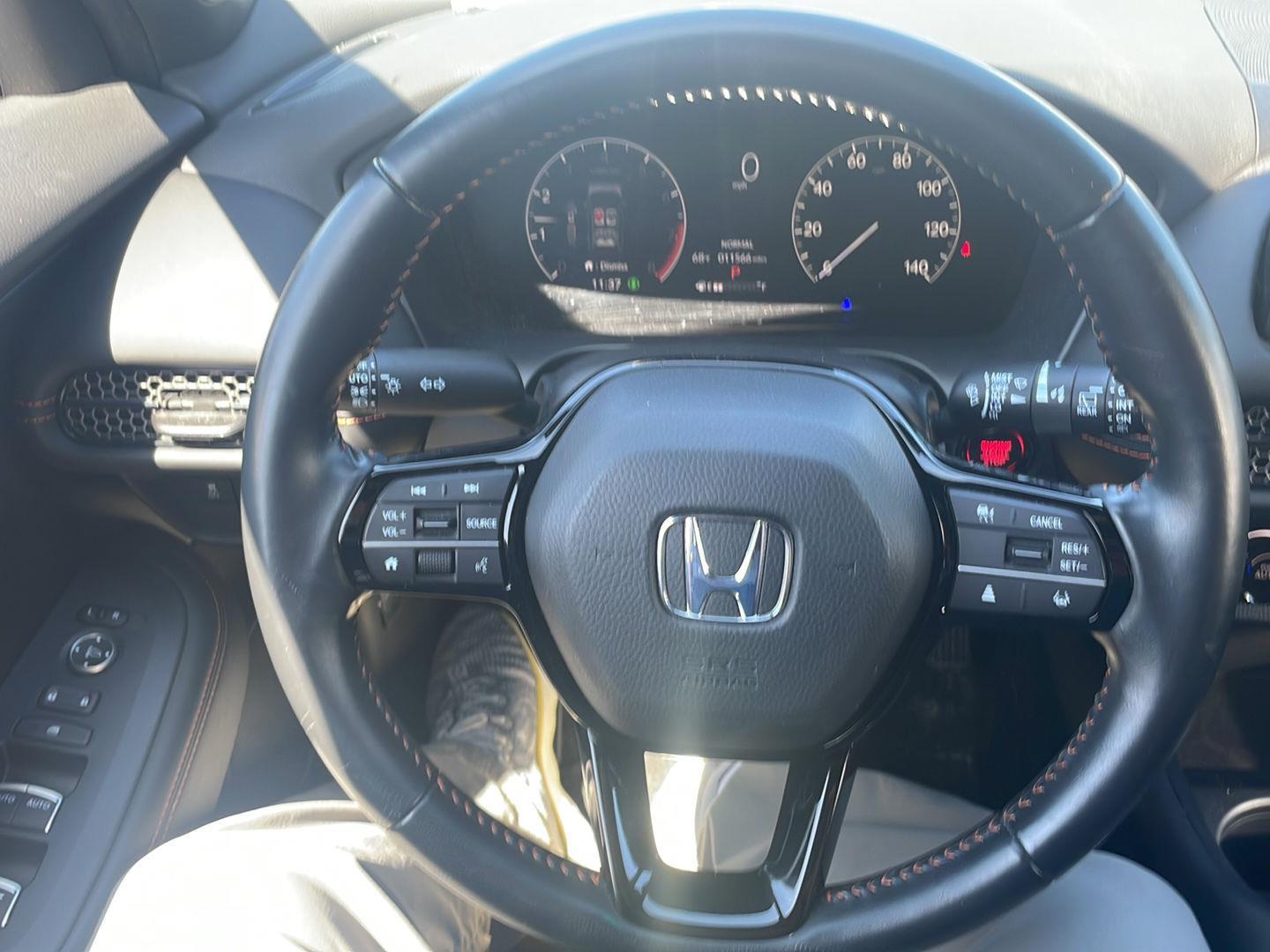 Used 2025 Platinum White Pearl Honda Sport image 6