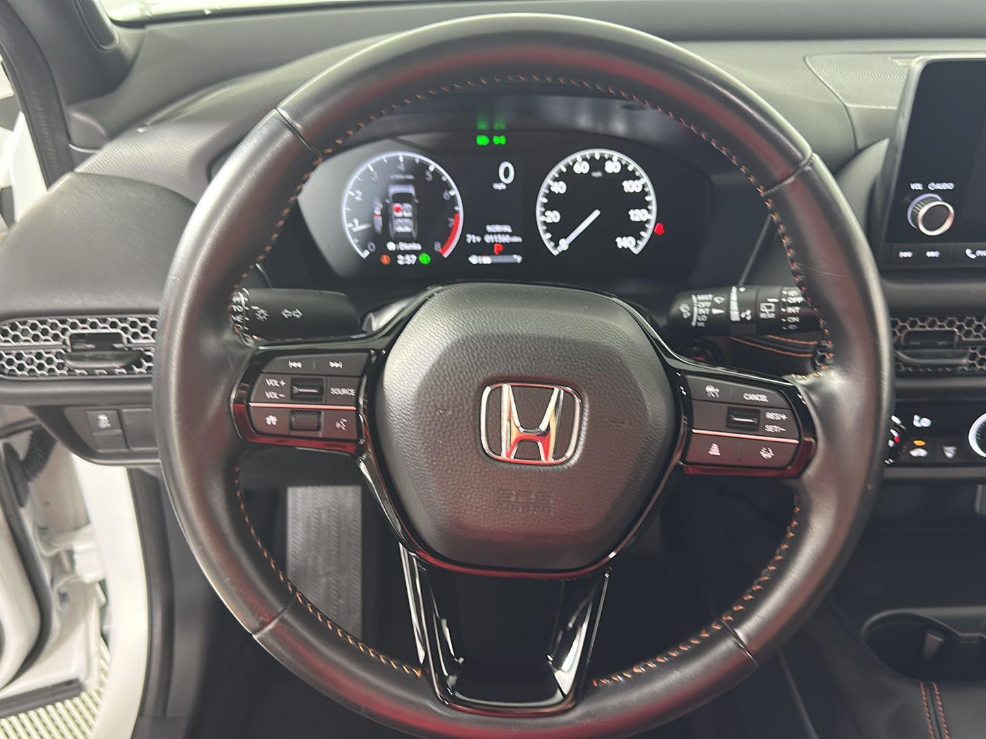 Used 2025 Platinum White Pearl Honda Sport image 25