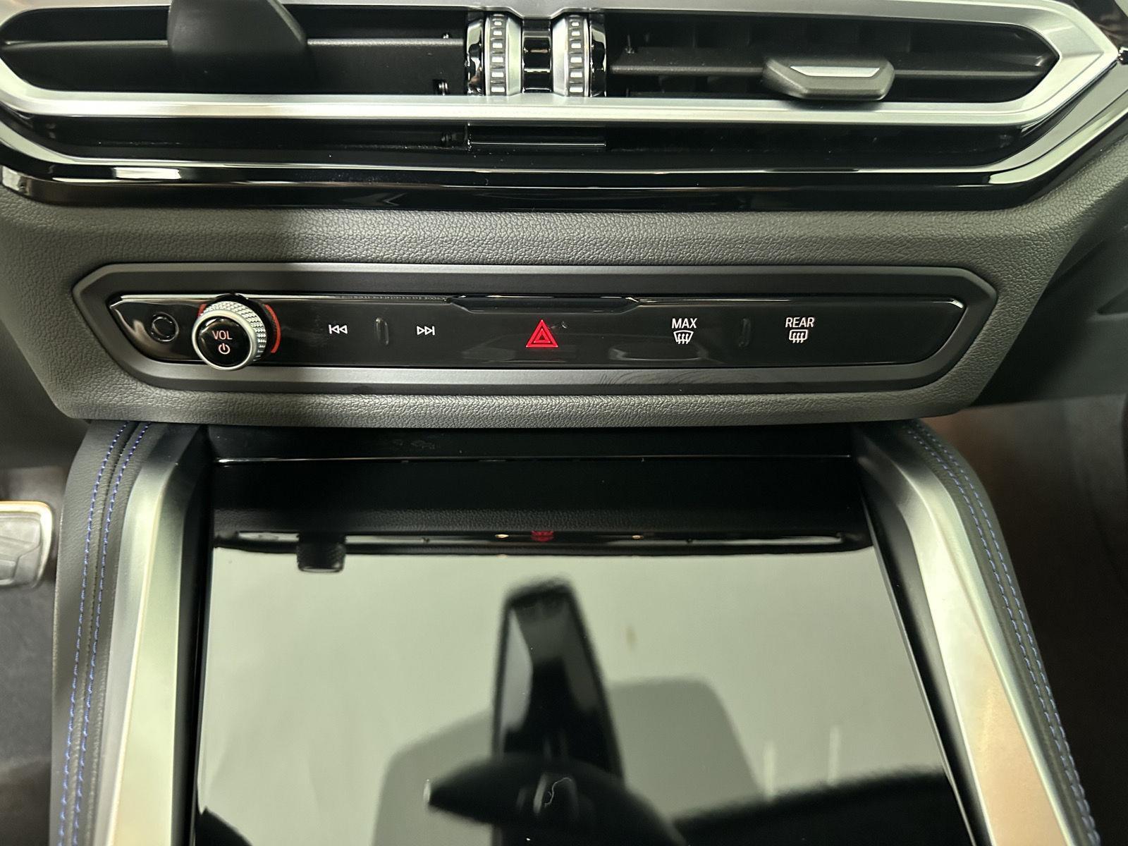 Used 2024 Alpine White BMW M240i xDrive image 31