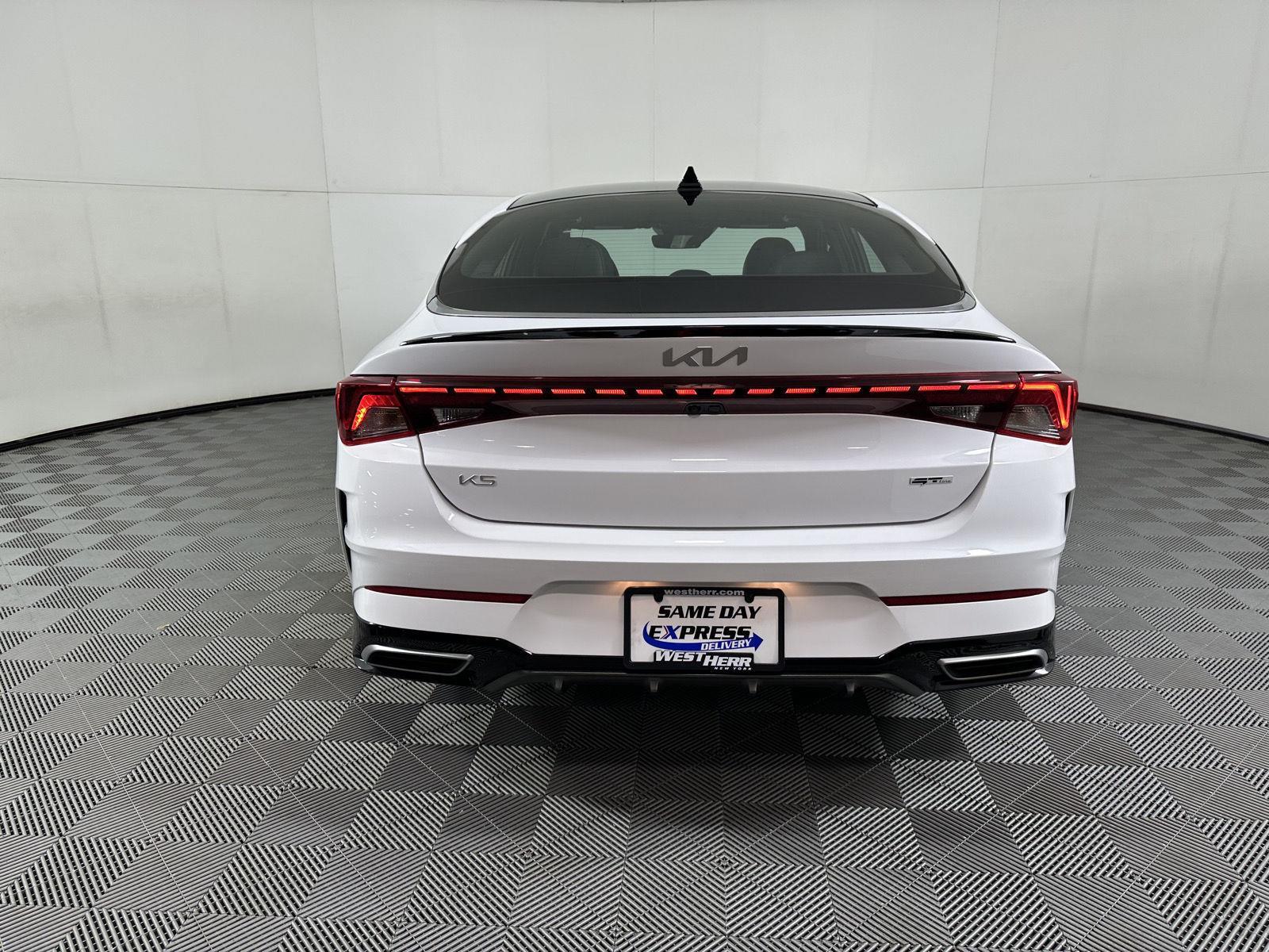 Used 2023 Glacial White Pearl Kia GT-Line image 14