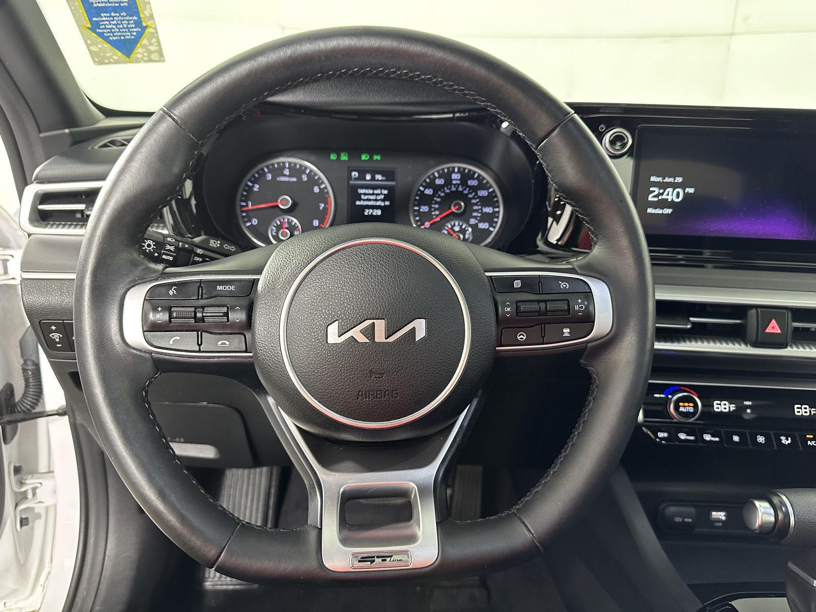 Used 2023 Glacial White Pearl Kia GT-Line image 23
