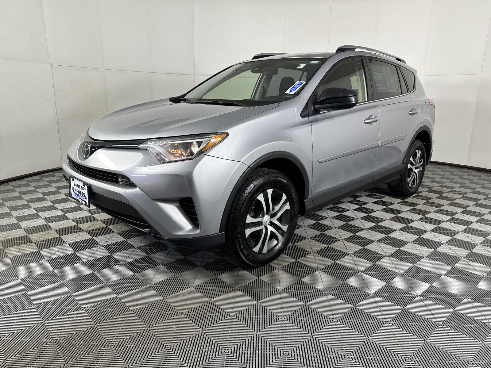 Used 2018 Silver Sky Metallic Toyota LE image 7