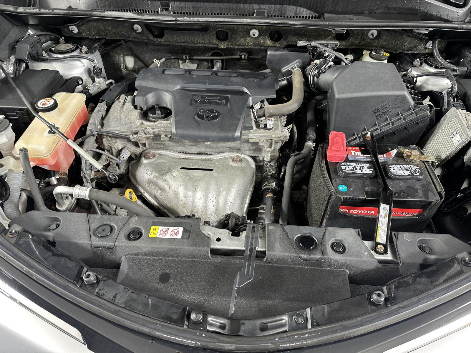 Used 2018 Silver Sky Metallic Toyota LE image 8