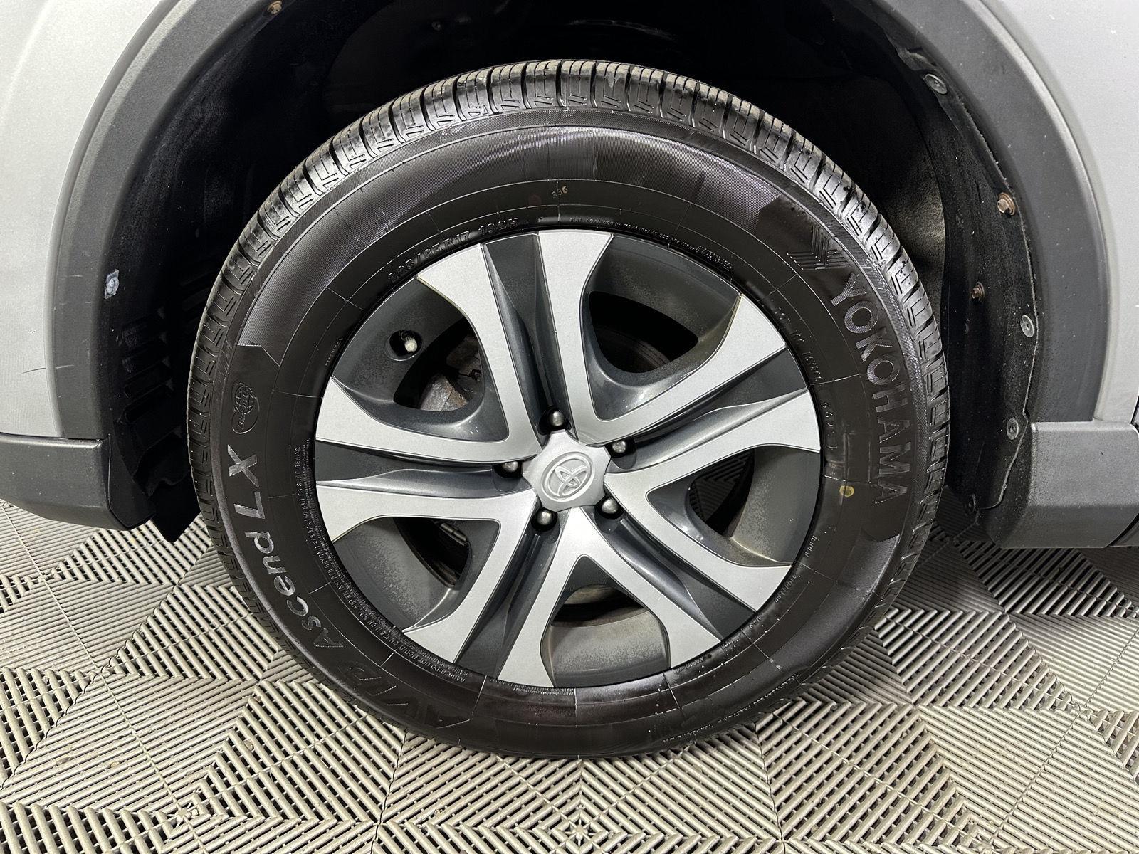 Used 2018 Silver Sky Metallic Toyota LE image 17