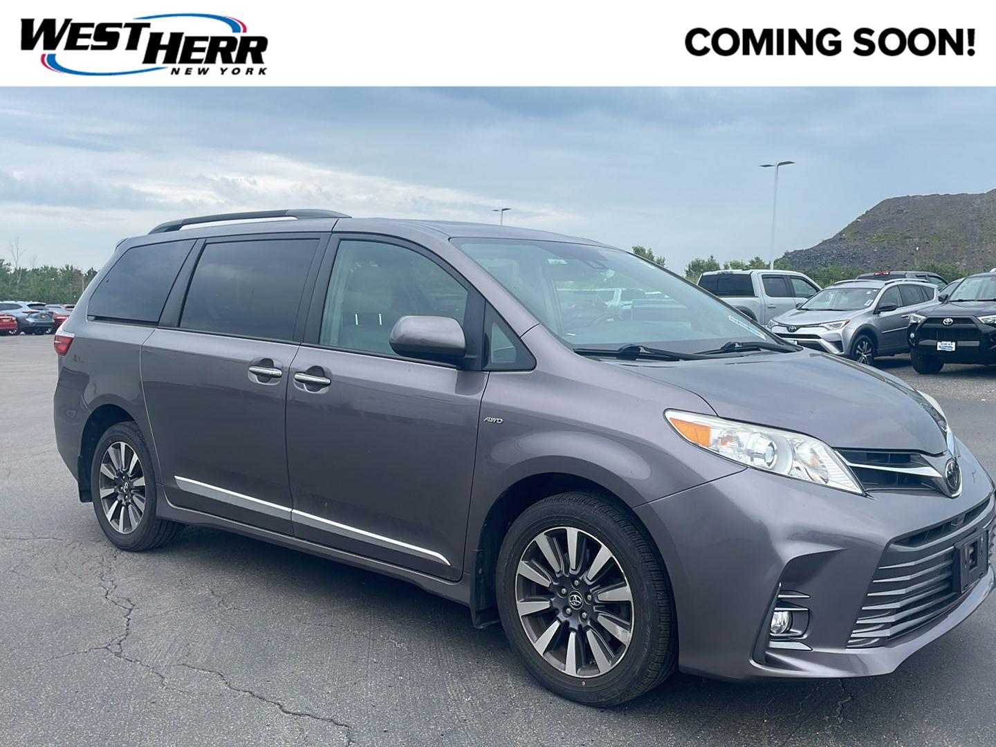  2019 Toyota Sienna XLE 7-Passenger AWD   