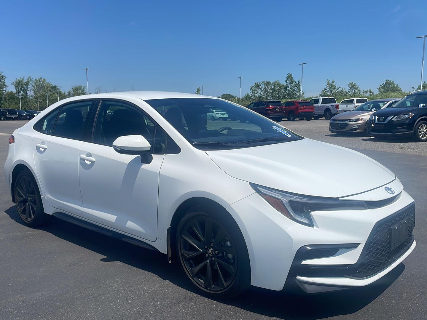 Certified Used 2026 Ice Cap Toyota SE image 7