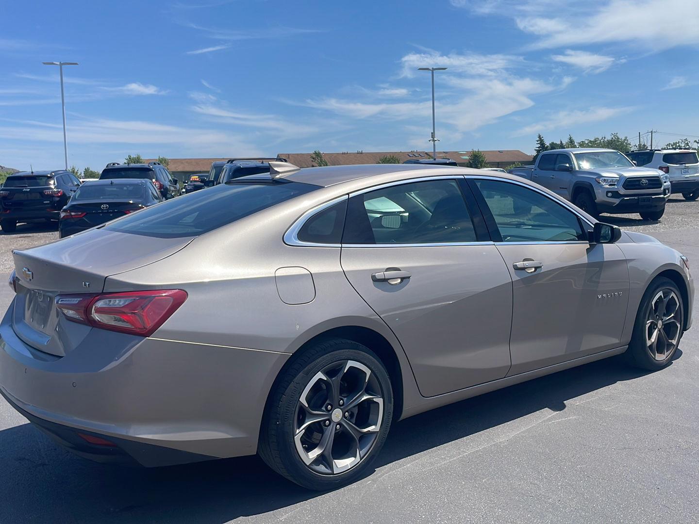 Used 2022 Mineral Gray Metallic Chevrolet LT image 8