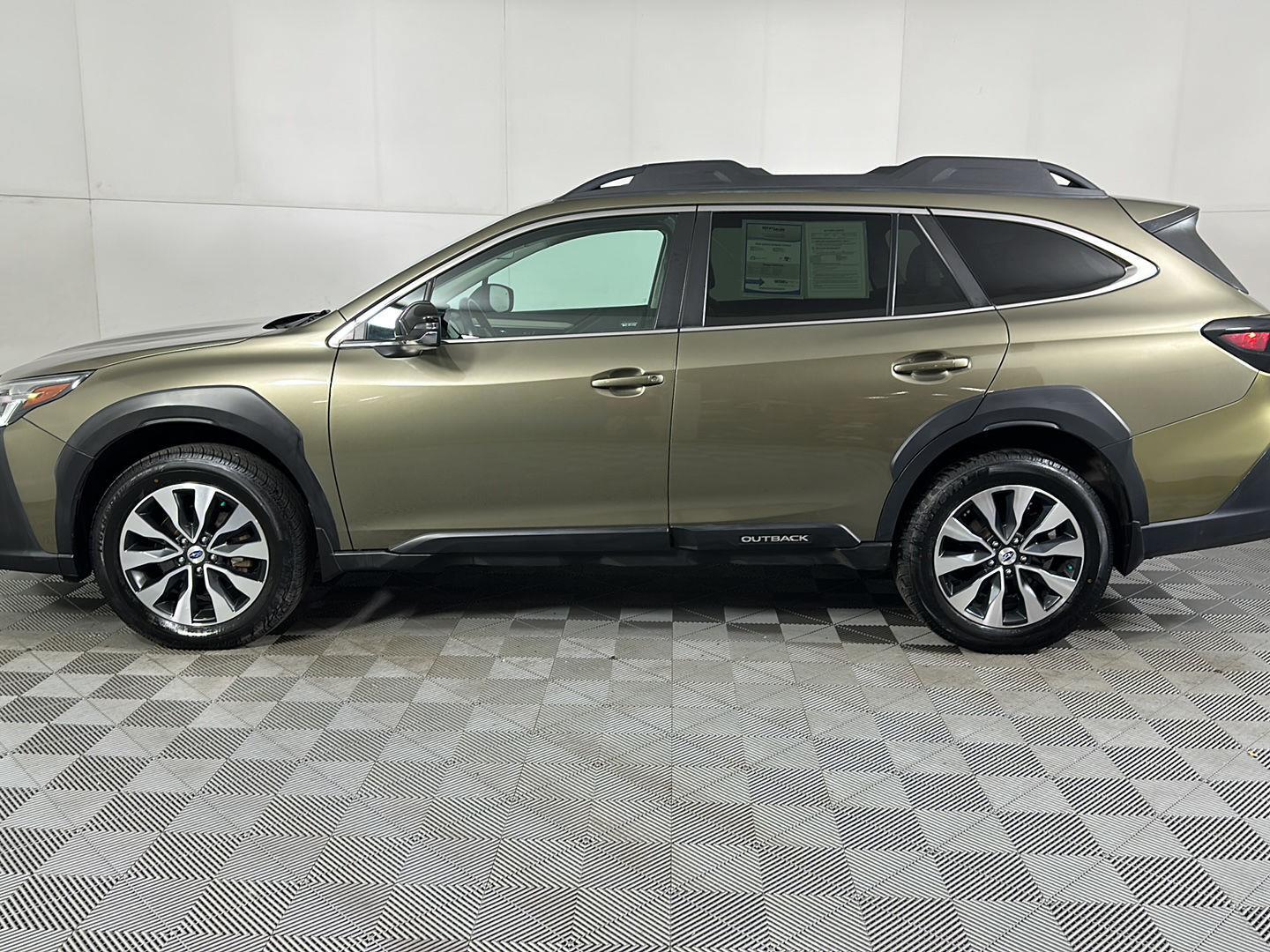 Used 2023 Autumn Green Metallic Subaru Limited image 17
