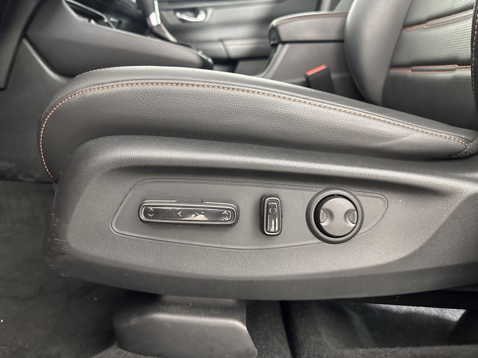 Used 2026 Radiant Red Metallic Honda Sport-L image 28