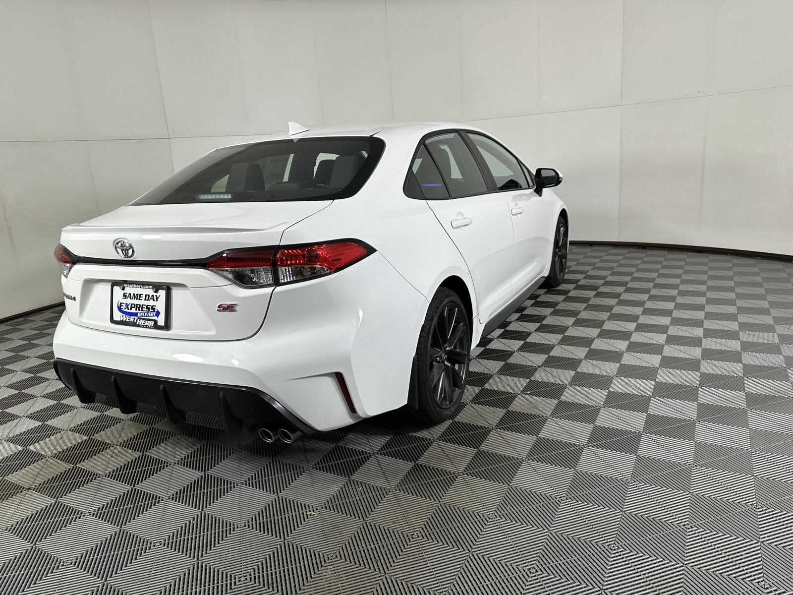 Certified Used 2026 Ice Cap Toyota SE image 27