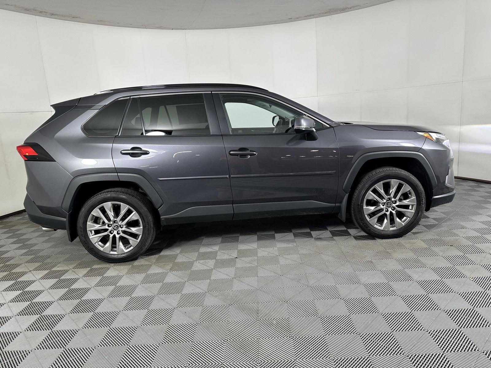 Certified Used 2024 Magnetic Gray Metallic Toyota XLE Premium image 32