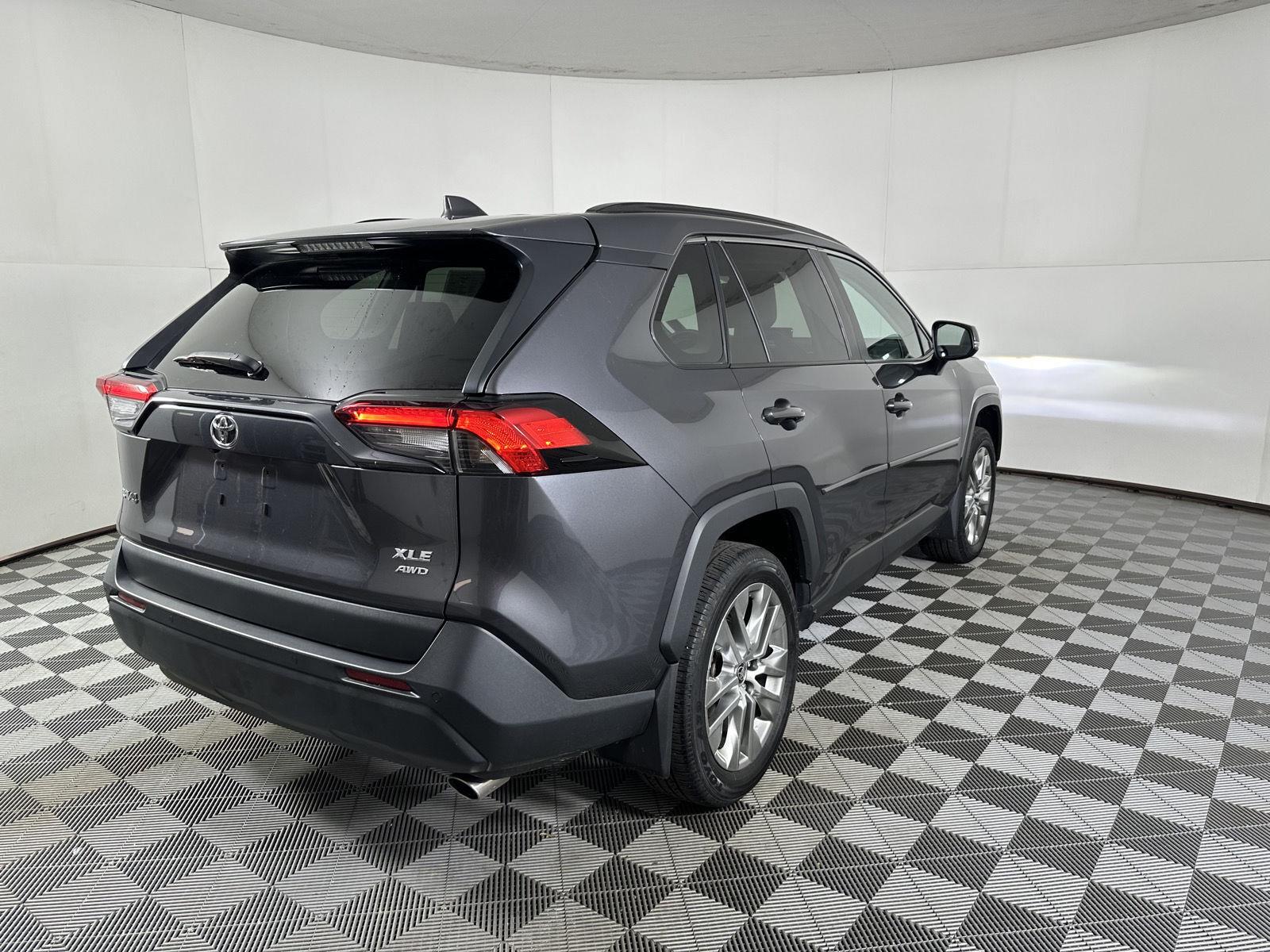 Certified Used 2024 Magnetic Gray Metallic Toyota XLE Premium image 33