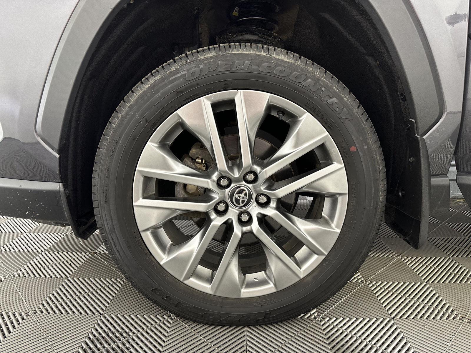 Certified Used 2024 Magnetic Gray Metallic Toyota XLE Premium image 43