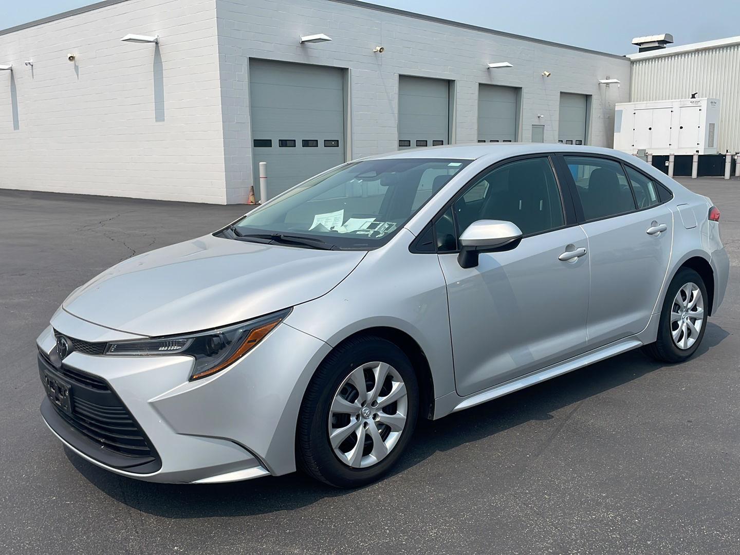 Certified Used 2024 Classic Silver Metallic Toyota  image 4