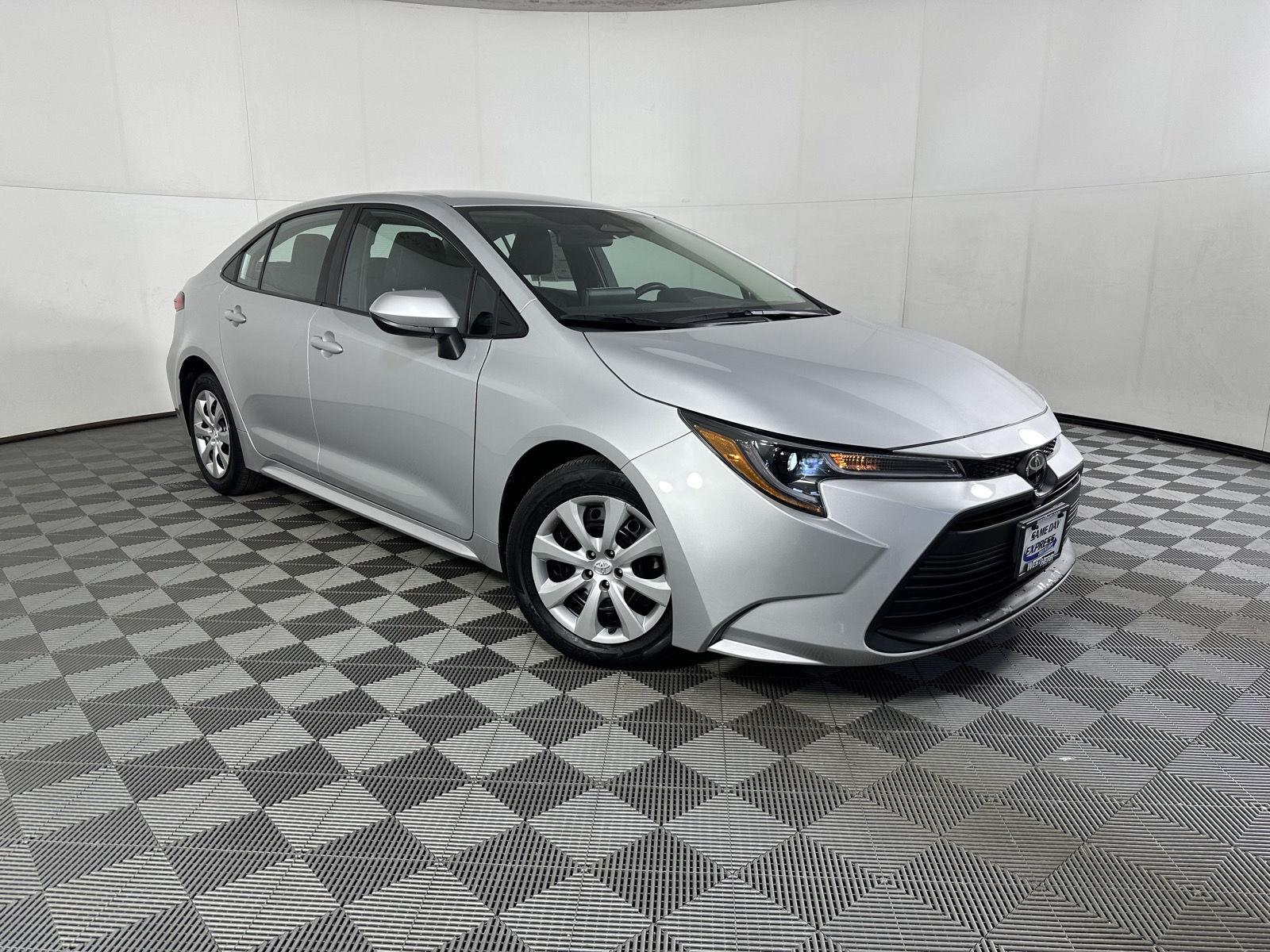 Certified Used 2024 Classic Silver Metallic Toyota  image 11